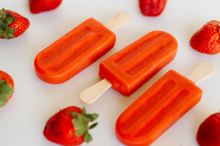 Papa and Nana's Strawberry Fruit Pop with Strawberries